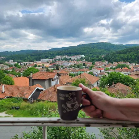 панорамна гледка Appartamento Tryavna