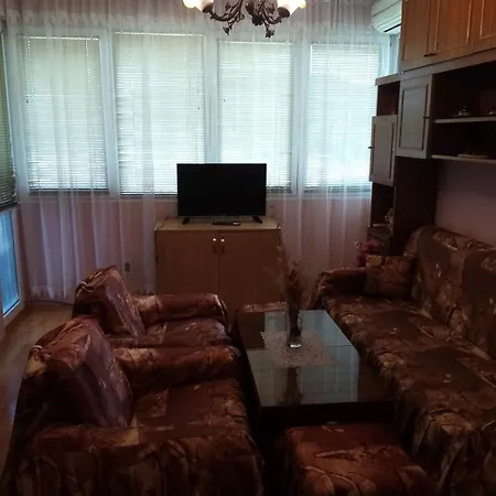 панорамна гледка 特里亚夫纳