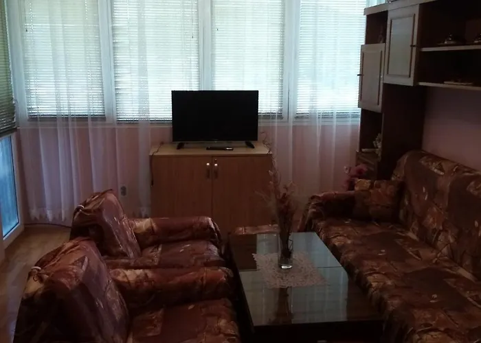 панорамна гледка Triawna